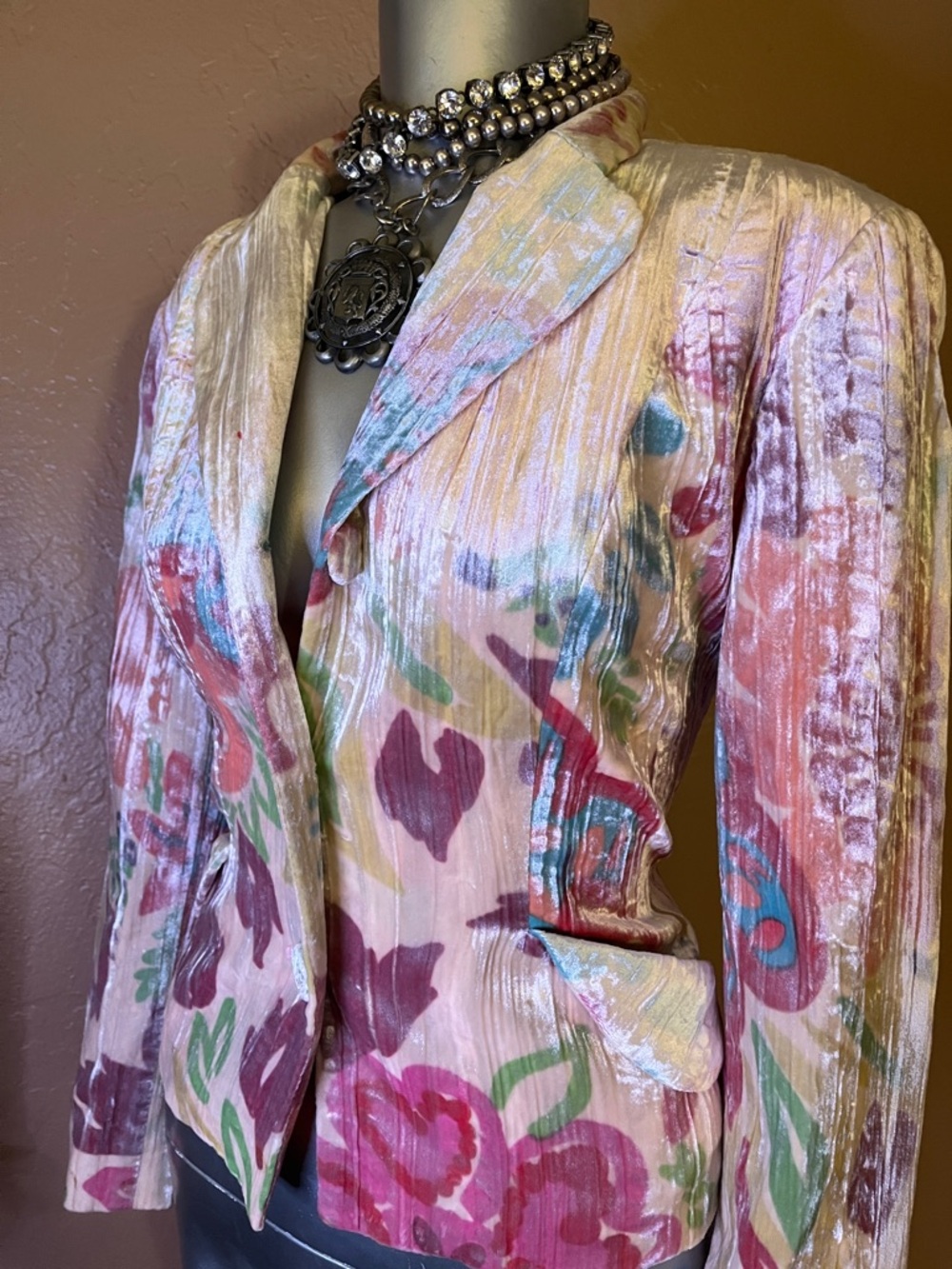 Alberto Makali Pink Multicolor Velvet Floral Blazer